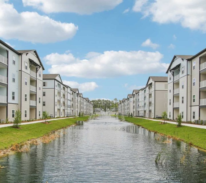 Avion-Apartments-Jacksonville-44-web-or-mls-Tibbets Ln-01042025-042