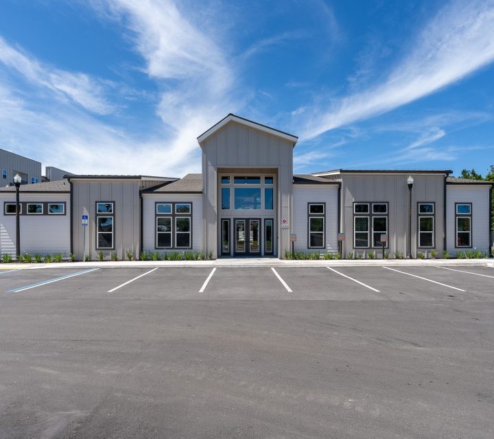 BeachlineLuxuryApartments55